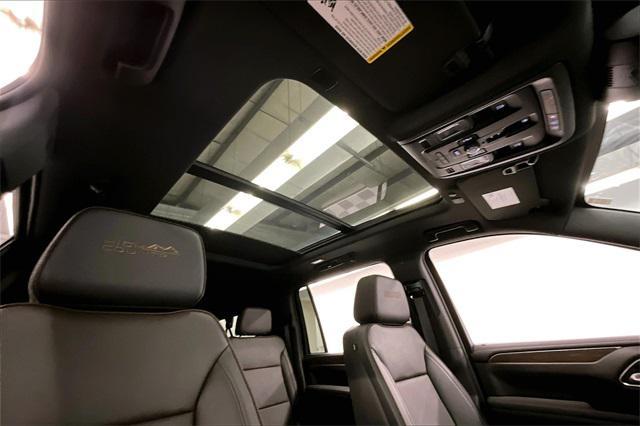 Photo of 2024 Summit White Chevrolet Suburban