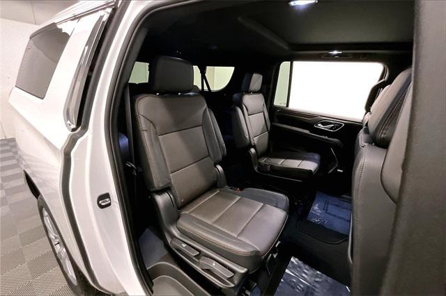 Photo of 2024 Summit White Chevrolet Suburban