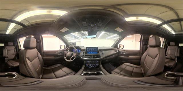Photo of 2024 Summit White Chevrolet Suburban