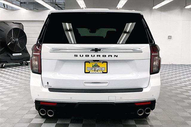 Photo of 2024 Summit White Chevrolet Suburban