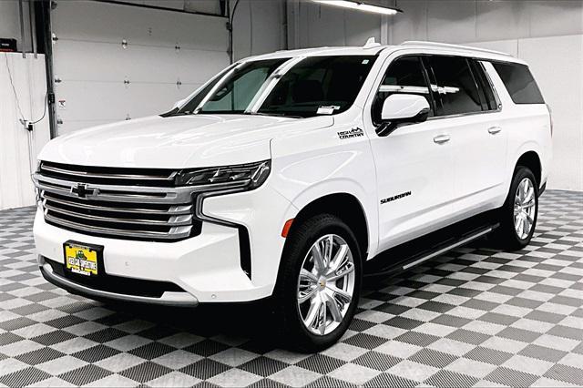 Photo of 2024 Summit White Chevrolet Suburban
