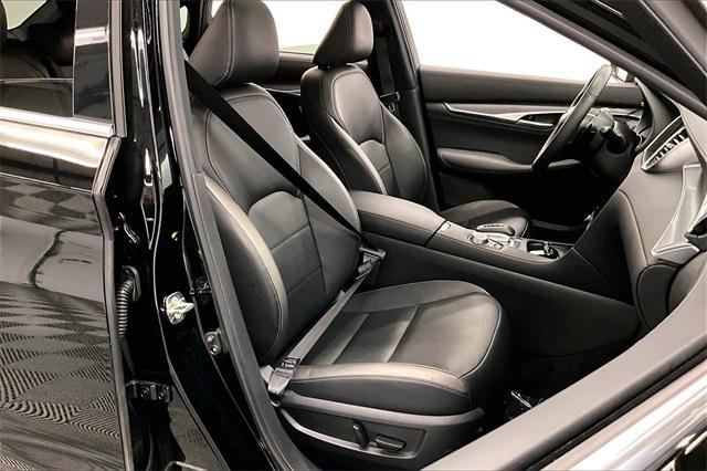 Photo of 2024 Black Obsidian INFINITI QX55