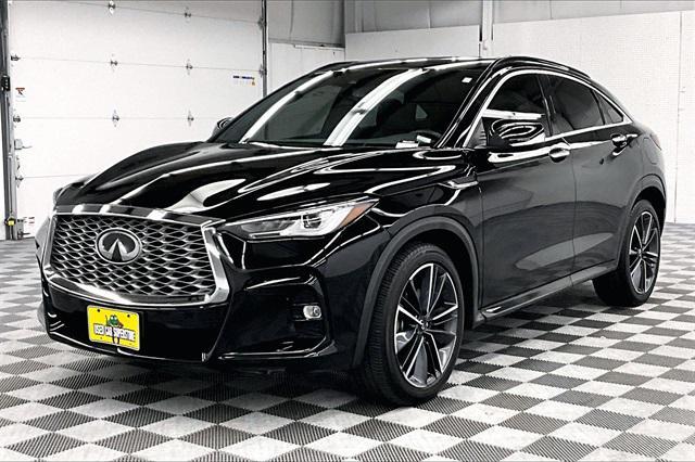 Photo of 2024 Black Obsidian INFINITI QX55