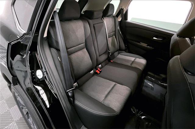 Photo of 2025 Super Black Nissan Rogue