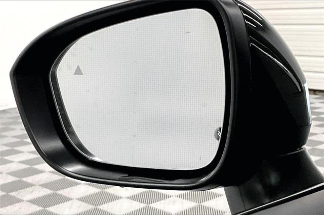 Photo of 2025 Super Black Nissan Rogue