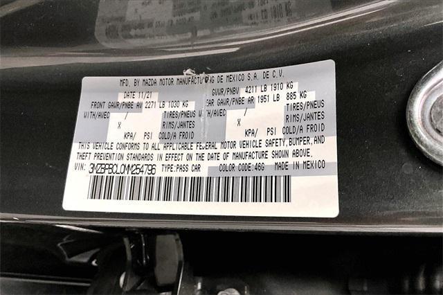 Photo of 2021 Machine Gray Metallic Mazda Mazda3