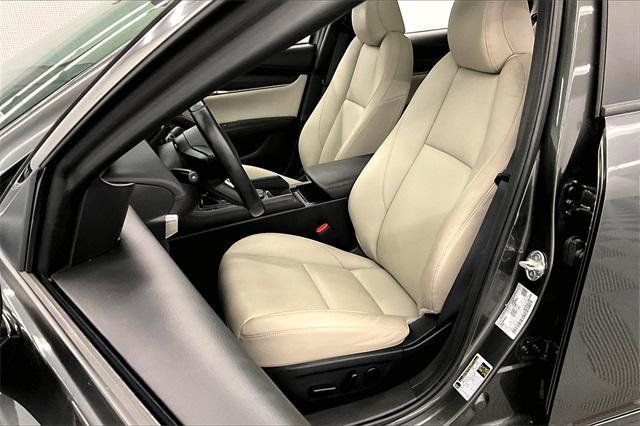 Photo of 2021 Machine Gray Metallic Mazda Mazda3