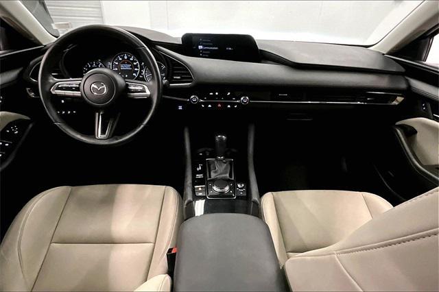 Photo of 2021 Machine Gray Metallic Mazda Mazda3