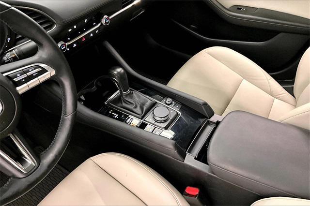 Photo of 2021 Machine Gray Metallic Mazda Mazda3