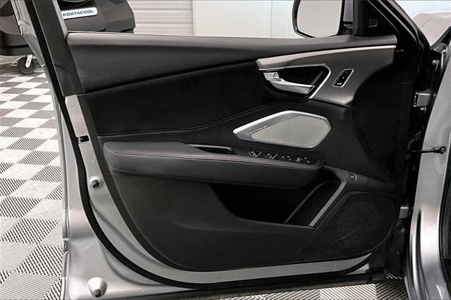 Photo of 2023 Liquid Carbon Metallic Acura RDX