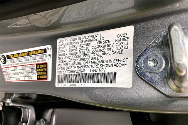 Photo of 2023 Liquid Carbon Metallic Acura RDX