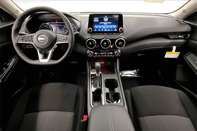 Photo of 2025 Gun Metallic Nissan Sentra