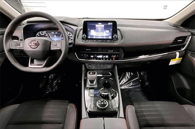 Photo of 2026 Super Black Nissan Rogue