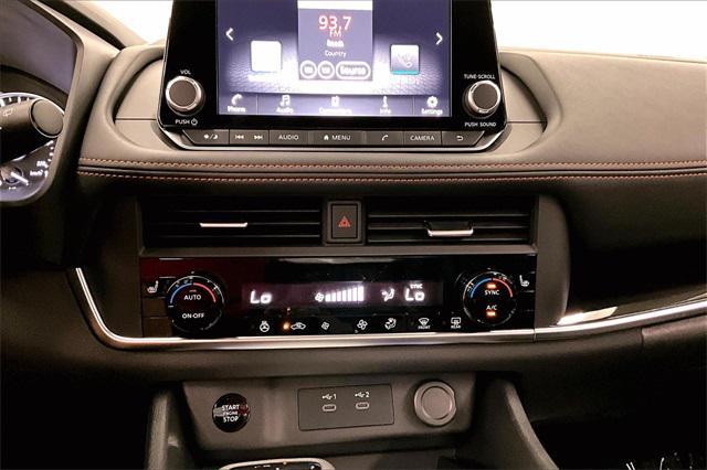 Photo of 2026 Super Black Nissan Rogue