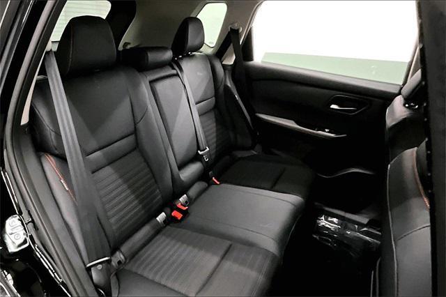 Photo of 2026 Super Black Nissan Rogue