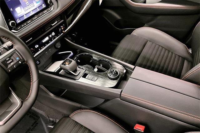 Photo of 2026 Super Black Nissan Rogue