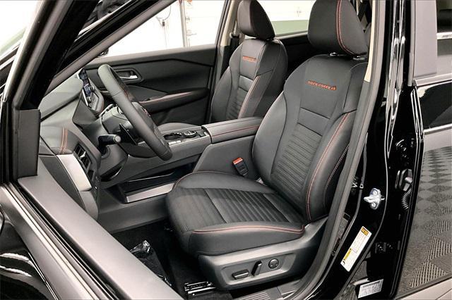 Photo of 2026 Super Black Nissan Rogue