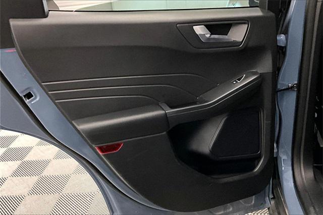Photo of 2023 Vapor Blue Metallic Ford Escape