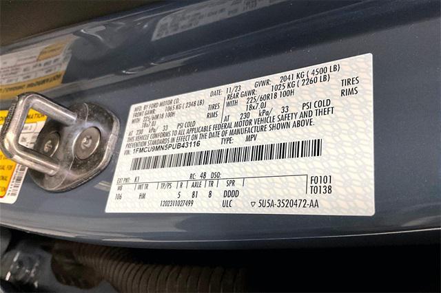 Photo of 2023 Vapor Blue Metallic Ford Escape