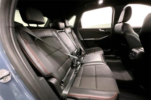 Photo of 2023 Vapor Blue Metallic Ford Escape