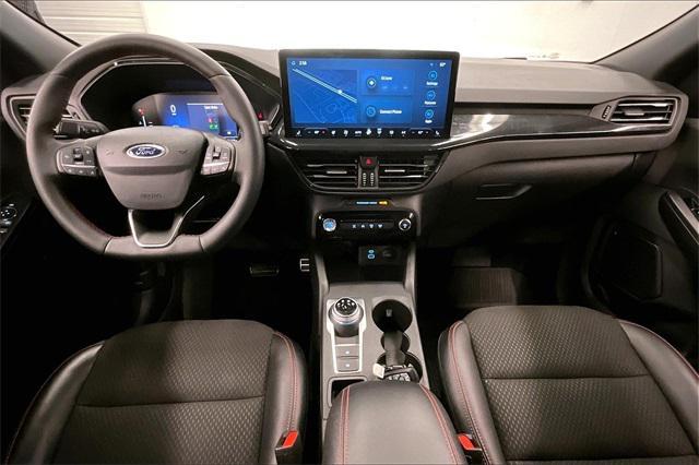 Photo of 2023 Vapor Blue Metallic Ford Escape