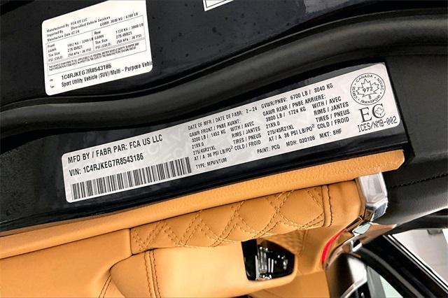 Photo of 2024 Midnight Sky Jeep Grand Cherokee L