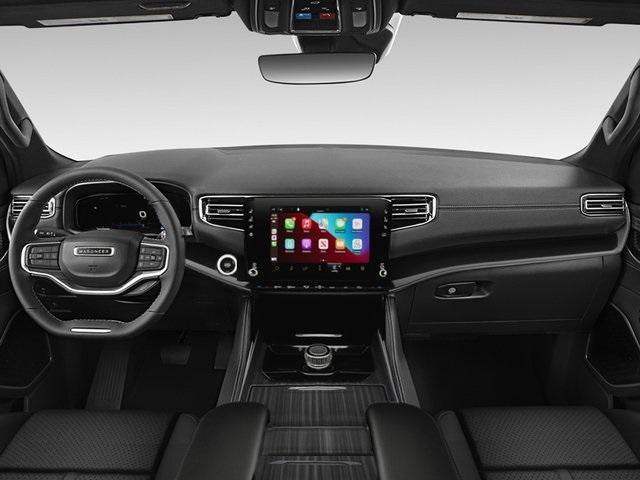 Photo of 2023 Diamond Black Crystal Pearlcoat Jeep Wagoneer