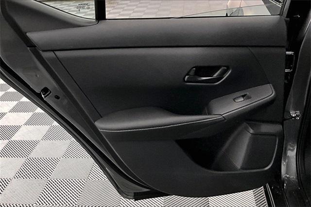 Photo of 2025 Gun Metallic Nissan Sentra