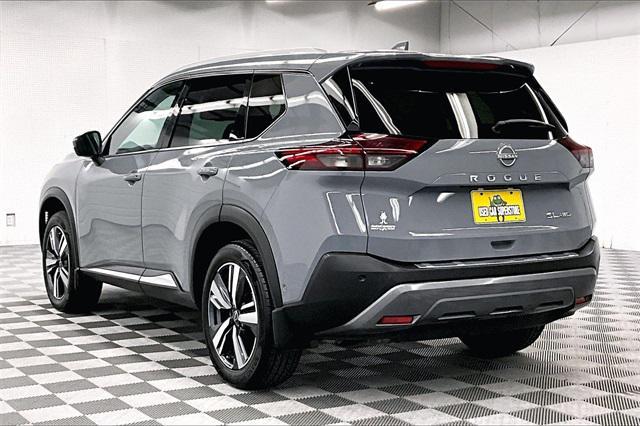Photo of 2022 Boulder Gray Pearl Nissan Rogue