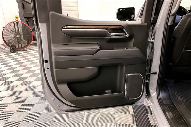 Photo of 2024 Slate Gray Metallic Chevrolet Silverado 1500