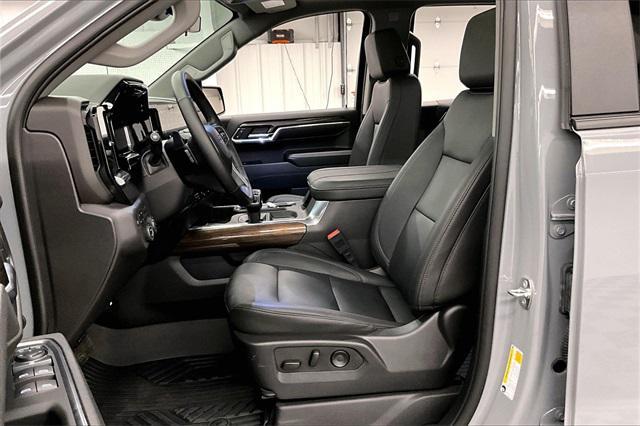 Photo of 2024 Slate Gray Metallic Chevrolet Silverado 1500