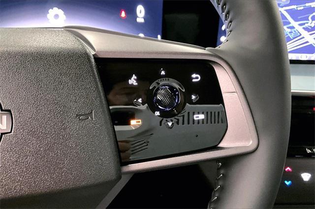 Photo of 2025 Scarlet Ember Tintcoat/Super Black Nissan Murano