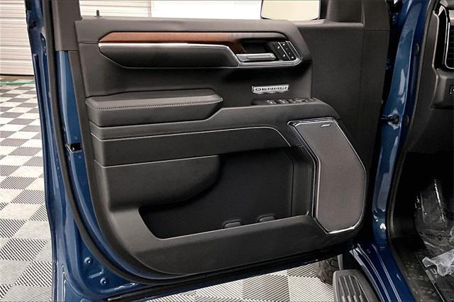 Photo of 2024 Downpour Metallic GMC Sierra 1500