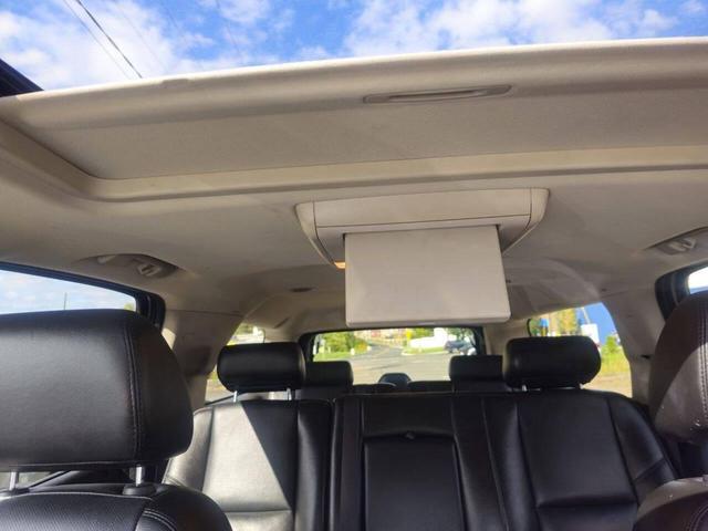 Photo of 2009 Silver Birch Metallic Chevrolet Suburban