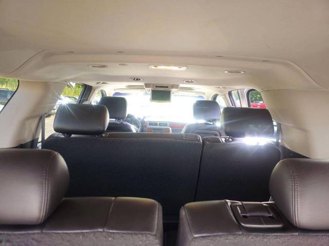 Photo of 2009 Silver Birch Metallic Chevrolet Suburban