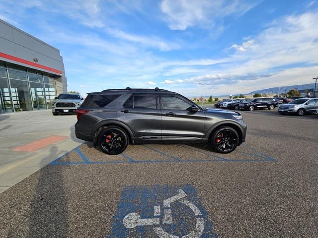Photo of 2020 Magnetic Ford Explorer
