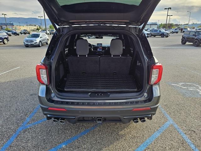 Photo of 2020 Magnetic Ford Explorer