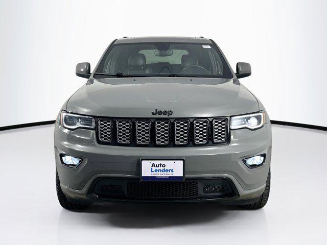 Photo of 2022 Sting-Gray Clearcoat Jeep Grand Cherokee