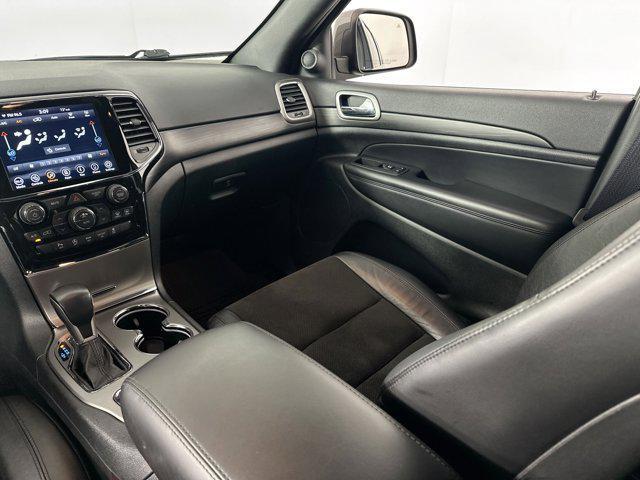 Photo of 2022 Sting-Gray Clearcoat Jeep Grand Cherokee
