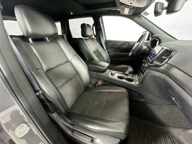 Photo of 2022 Sting-Gray Clearcoat Jeep Grand Cherokee