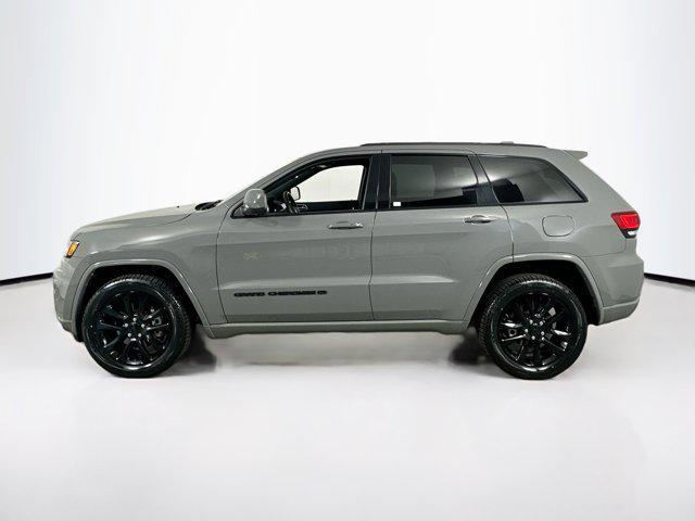 Photo of 2022 Sting-Gray Clearcoat Jeep Grand Cherokee