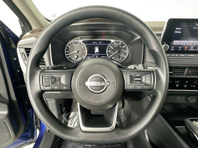 Photo of 2023 Caspian Blue Metallic Nissan Rogue
