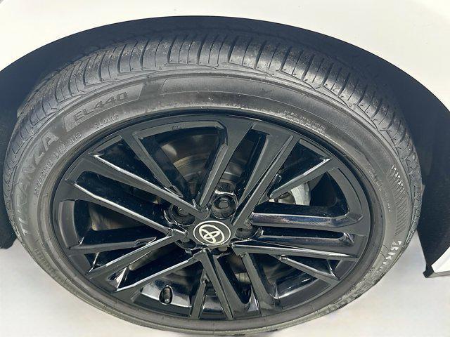 Photo of 2025 Ice Cap Toyota Camry