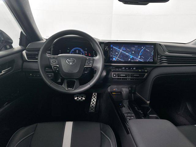Photo of 2025 Ice Cap Toyota Camry