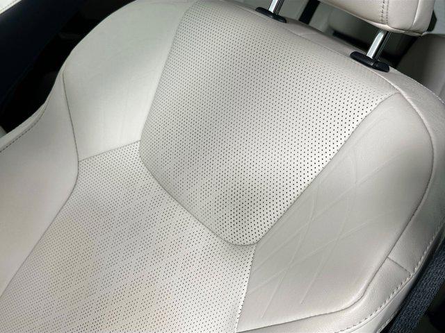 Photo of 2023 Eminent White Pearl Lexus RX 350