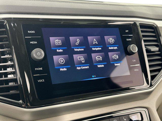 Photo of 2022 Tourmaline Blue Metallic Volkswagen Atlas