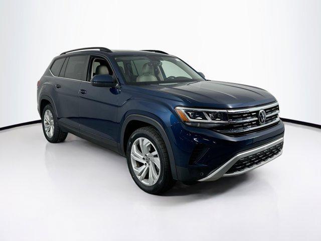 Photo of 2022 Tourmaline Blue Metallic Volkswagen Atlas