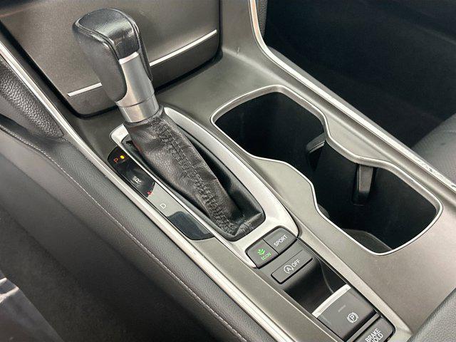 Photo of 2021 Platinum White Pearl Honda Accord