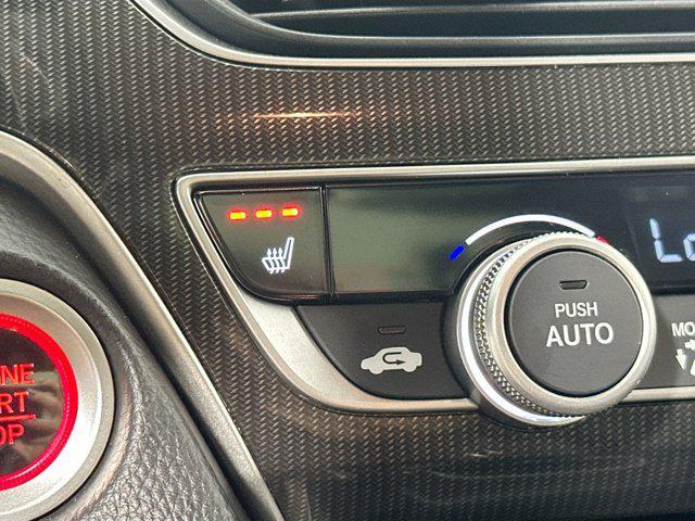 Photo of 2021 Platinum White Pearl Honda Accord