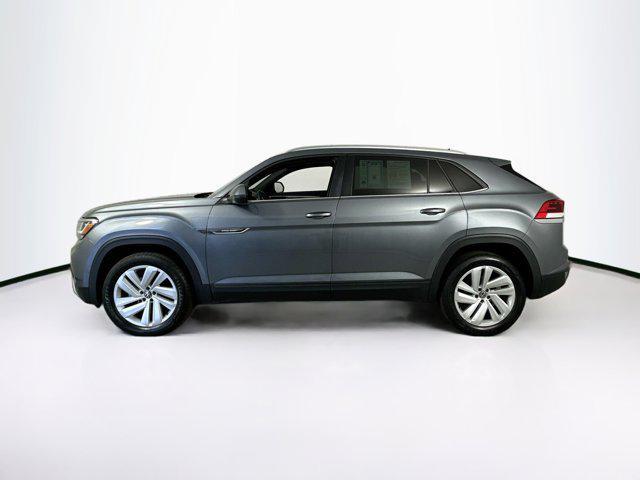 Photo of 2022 Platinum Gray Metallic Volkswagen Atlas Cross Sport